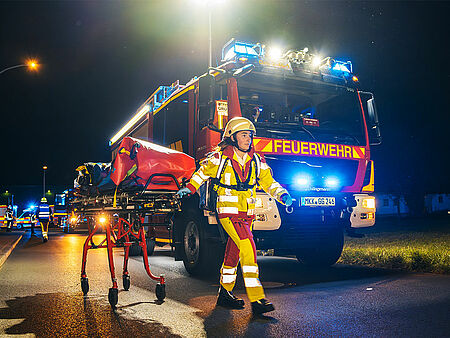 Ehrenamt trifft Ausbildung: Erfolgreiche Einsatzübung in Gründau