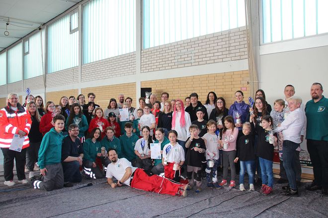 Alle Kinder und Betreuer
